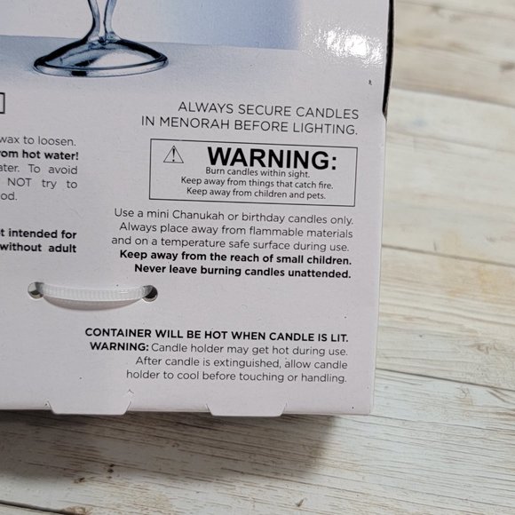 Rite -lite Judaica Mini Aluminum‎ Menorah Includes Candles - Picture 8 of 9